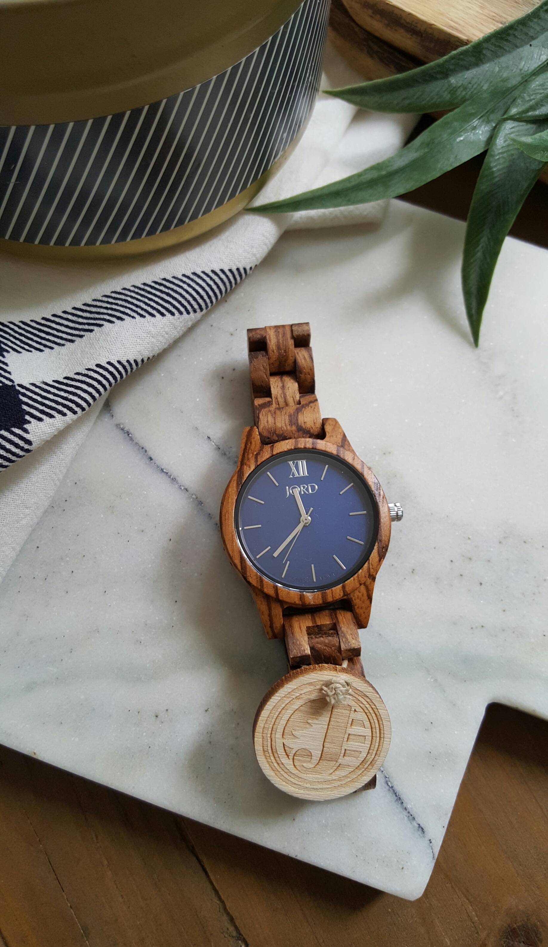 unique ladies wood watch 